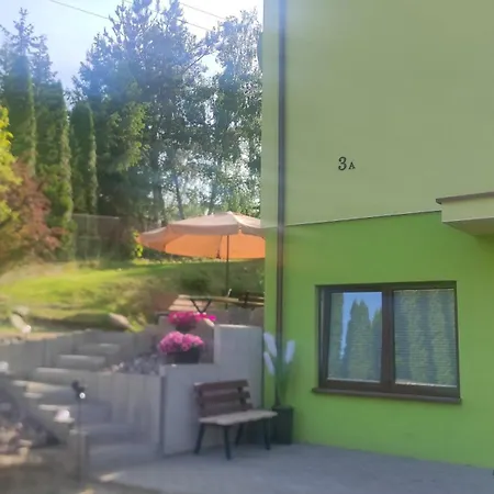 Nocleg Na Poziomkowej *